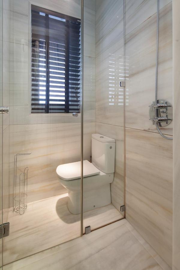 Elegante Apartamento Plaza Constitución Málaga Exterior foto