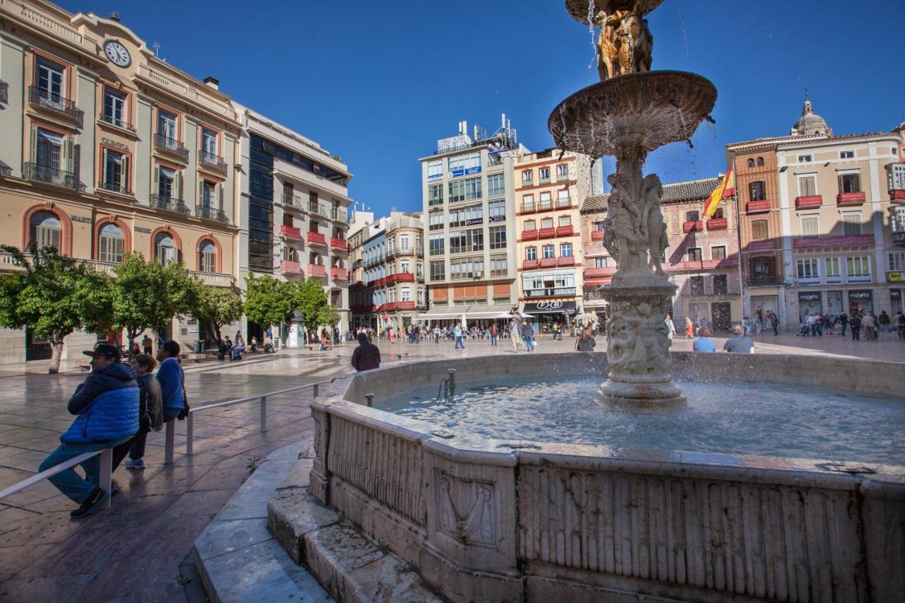 Elegante Apartamento Plaza Constitución Málaga Exterior foto